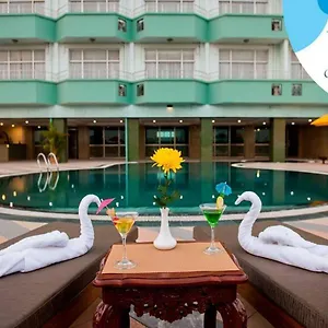 4* Hotel Sky Star